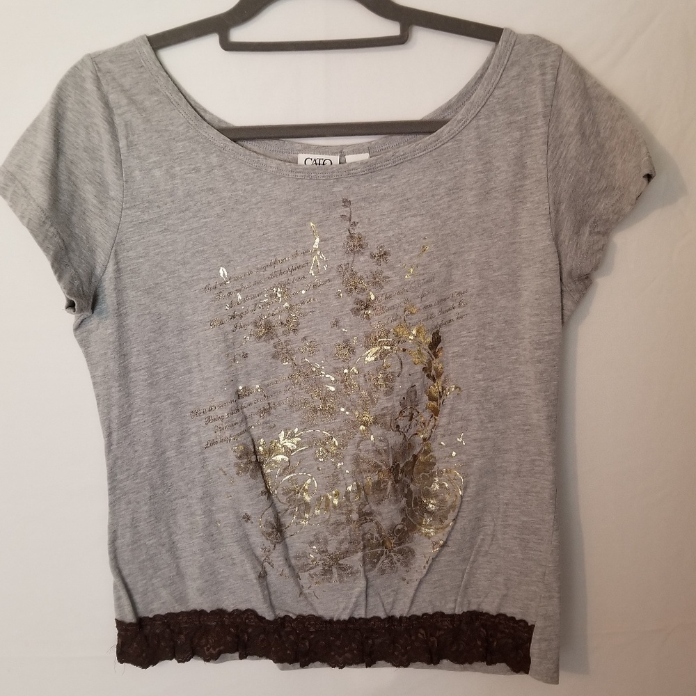 79 Grey Cato top gold print and lace trim Sz L